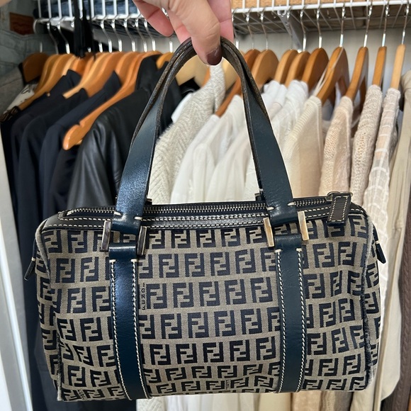 FENDI Monogram Women's Bag - Picture 12 of 13